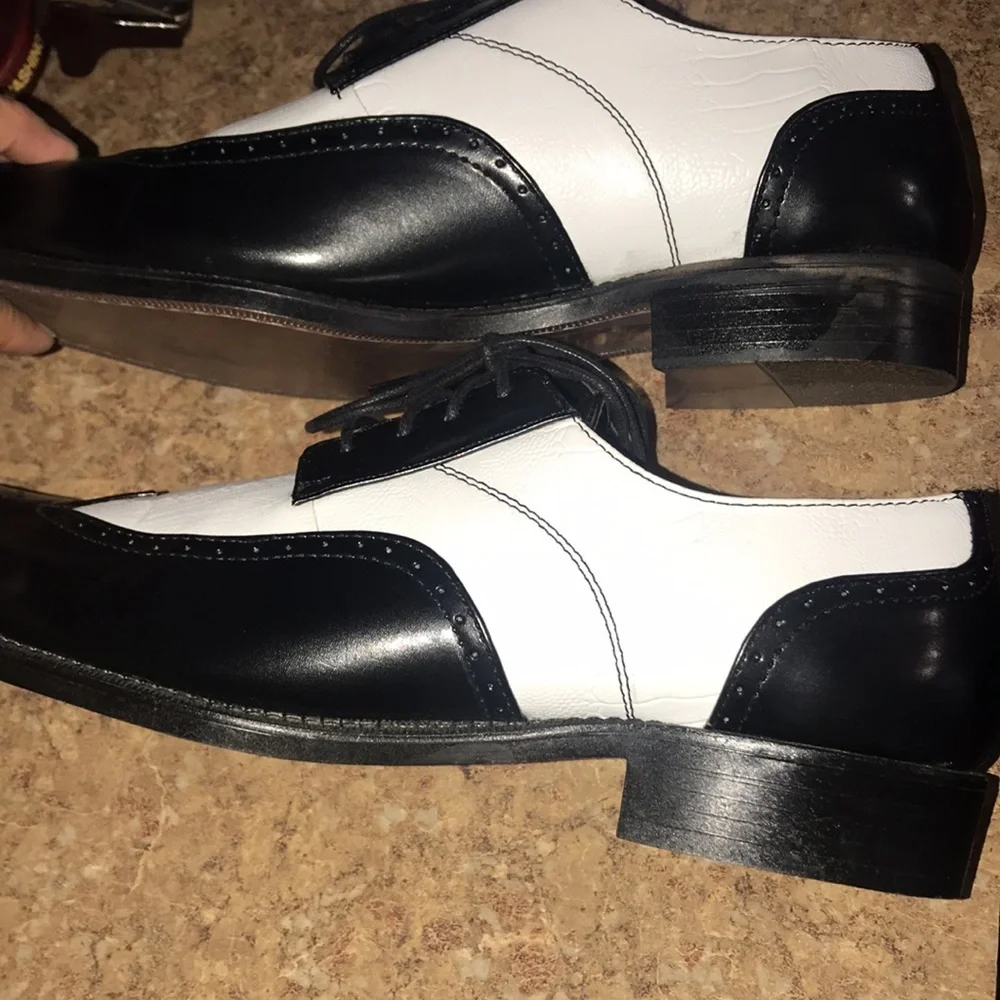 Men’s Bolano Spectator Dress Shoes